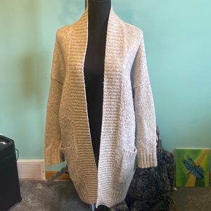 Women’s Aerie Medium Oversized Cardigan Sweater EUC